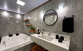 Apartamento Com Hidromassagem Em Gramado
